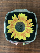 Load image into Gallery viewer, Compact Mirror