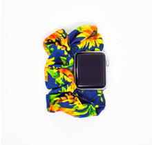 Load image into Gallery viewer, Scrunchie Apple watch bands