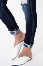 Load image into Gallery viewer, Kancan Button fly high rise jeans