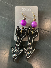Load image into Gallery viewer, Arrow Earrings