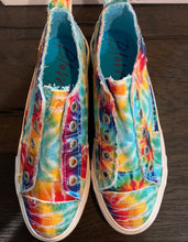 Load image into Gallery viewer, Blowfish Tie Dye Shoes