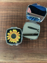 Load image into Gallery viewer, Compact Mirror