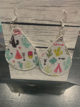 Load image into Gallery viewer, Embroidery Teardrop Earrings