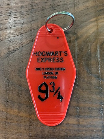 Hogwarts-Vintage Hotel Keychains