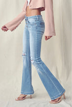 Load image into Gallery viewer, Kancan Mid rise distressed flare jeans
