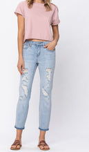Load image into Gallery viewer, Judy Blue Mid Rise Boyfriend