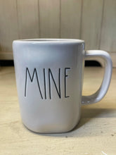 Load image into Gallery viewer, Rae Dunn Mugs