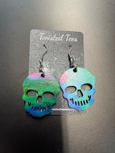 Load image into Gallery viewer, Skull Earrings